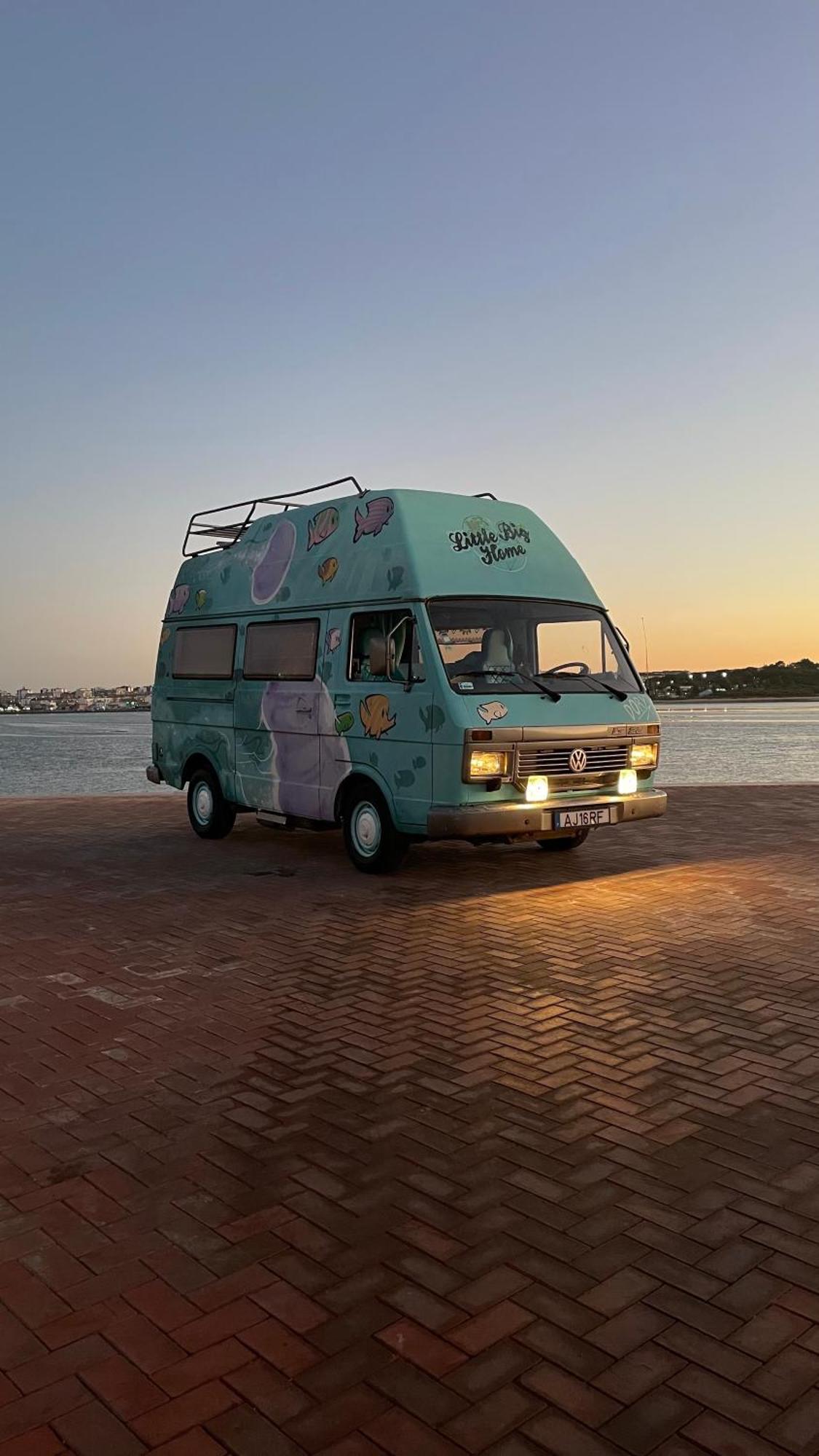 Autocaravana Dory Lisboa エクステリア 写真